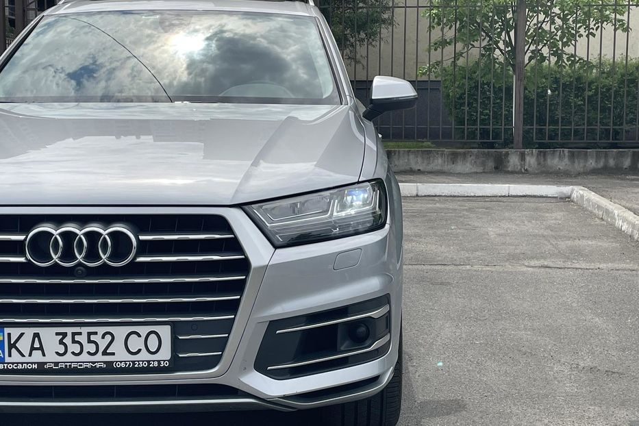 Продам Audi Q7 SQ7 2018 года в Киеве