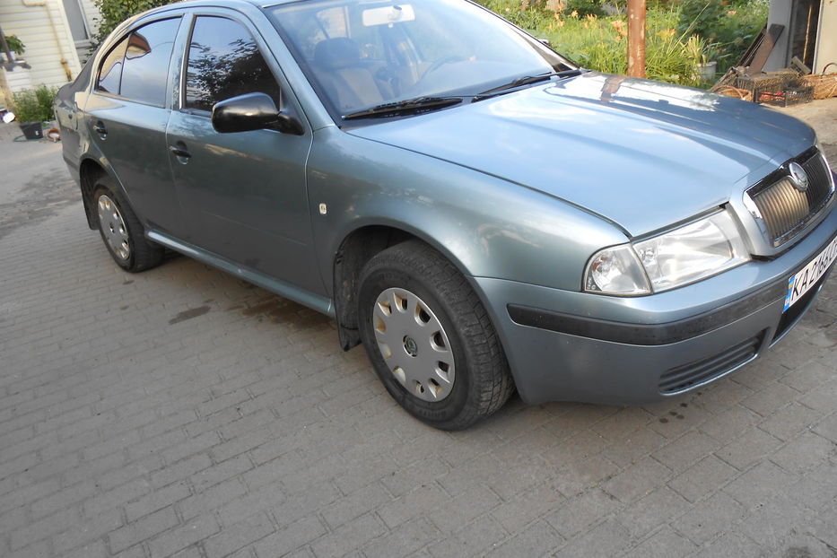 Продам Skoda Octavia aee 2004 года в Киеве