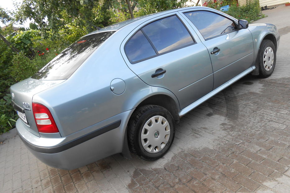 Продам Skoda Octavia aee 2004 года в Киеве