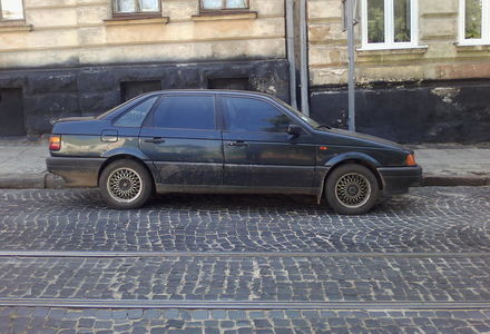 Продам Volkswagen Passat B3 1990 года в Львове