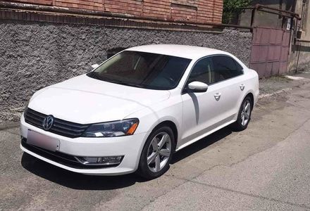 Продам Volkswagen Passat B8 2014 года в Киеве