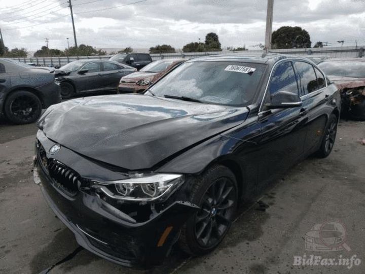 Продам BMW 330 2017 года в Киеве