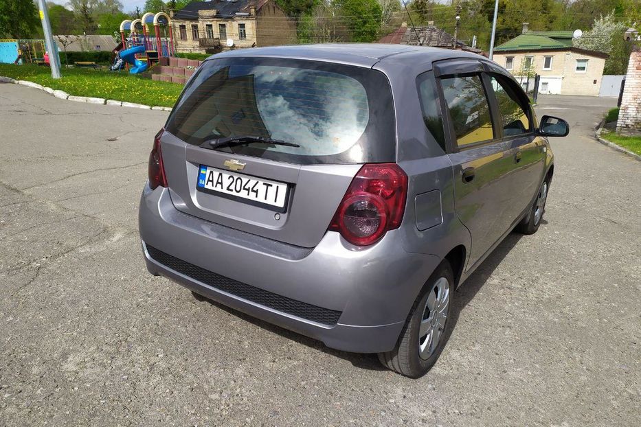 Продам Chevrolet Aveo 2011 года в Киеве