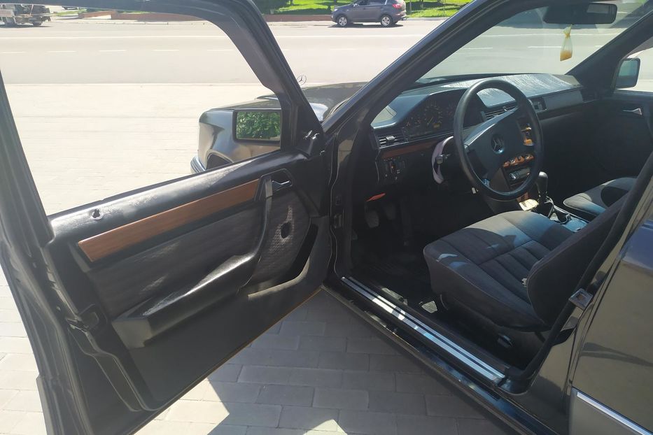 Продам Mercedes-Benz E-Class мерседес 124 200 1992 года в Виннице