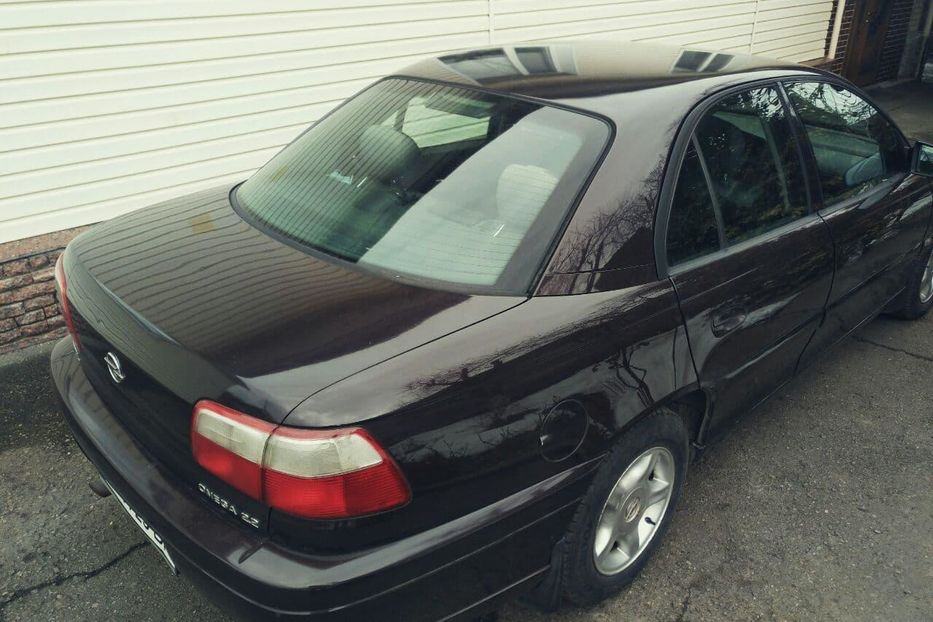 Продам Opel Omega B 2000 года в Киеве