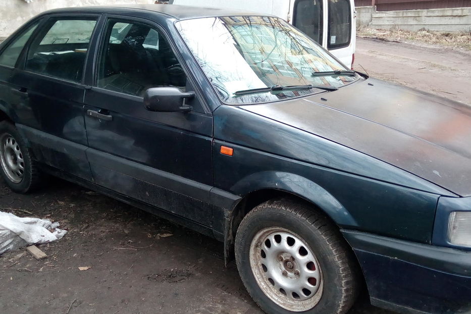 Продам Volkswagen Passat B3 1990 года в Львове