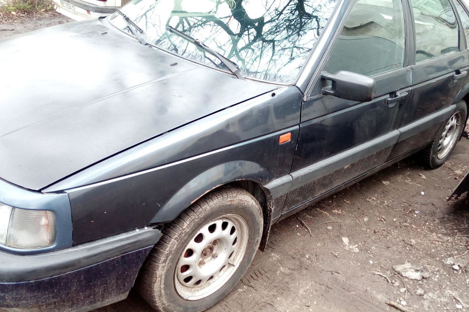 Продам Volkswagen Passat B3 1990 года в Львове