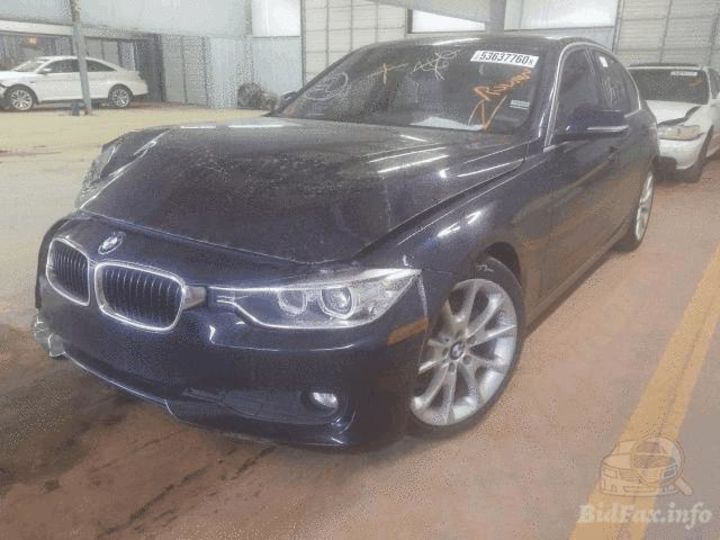 Продам BMW 320 2015 года в Киеве