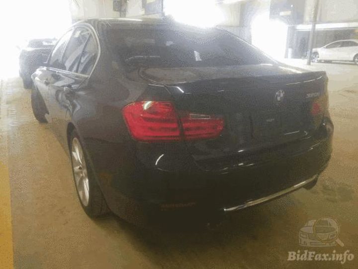 Продам BMW 320 2015 года в Киеве