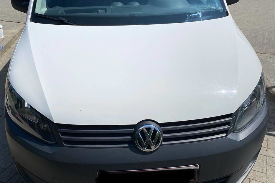Продам Volkswagen Caddy груз. maxi 2014 года в Киеве