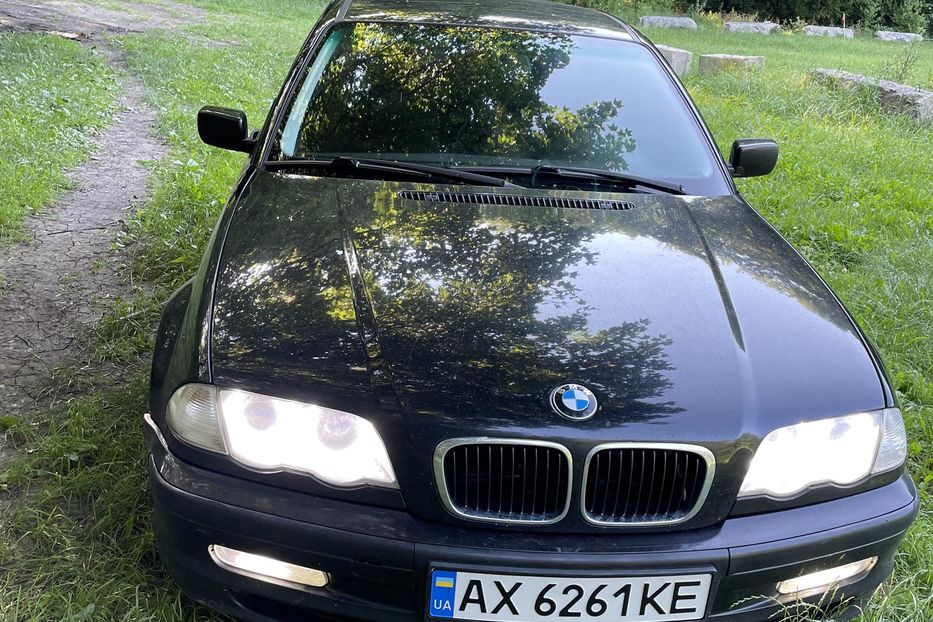 Продам BMW 320 2000 года в Харькове