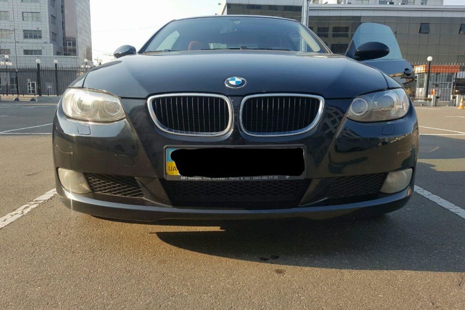 Продам BMW 320 2007 года в Киеве