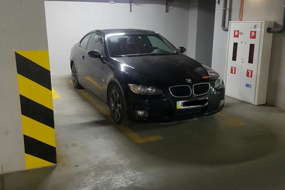 Продам BMW 320 2007 года в Киеве