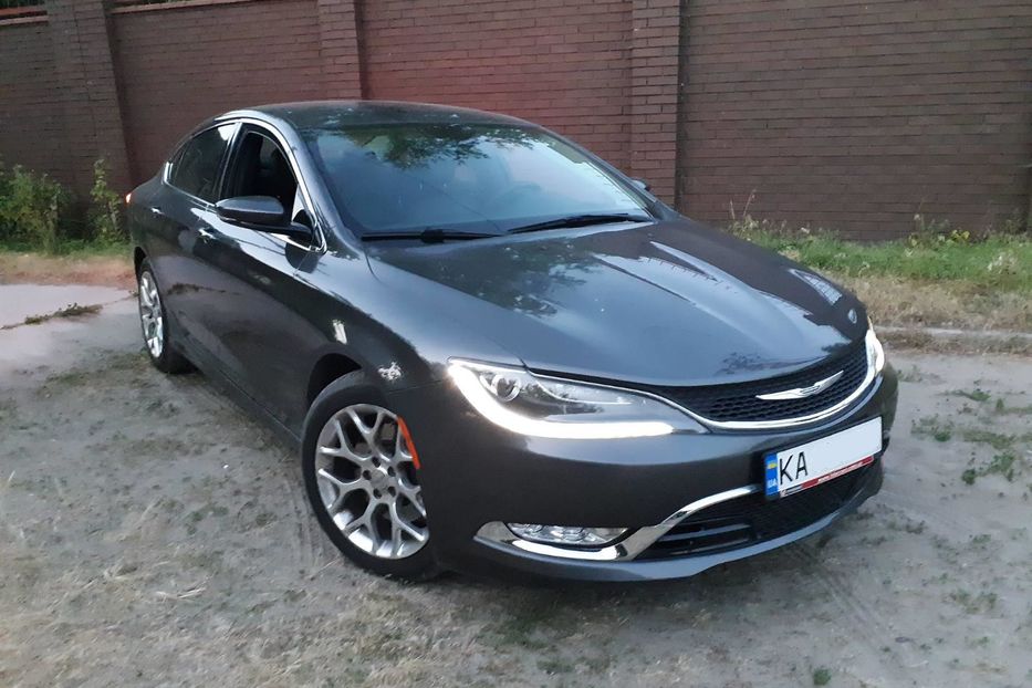 Продам Chrysler 200 200с 2014 года в Киеве