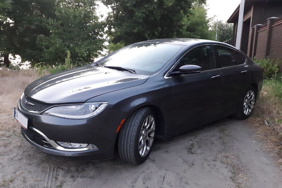 Продам Chrysler 200 200с 2014 года в Киеве