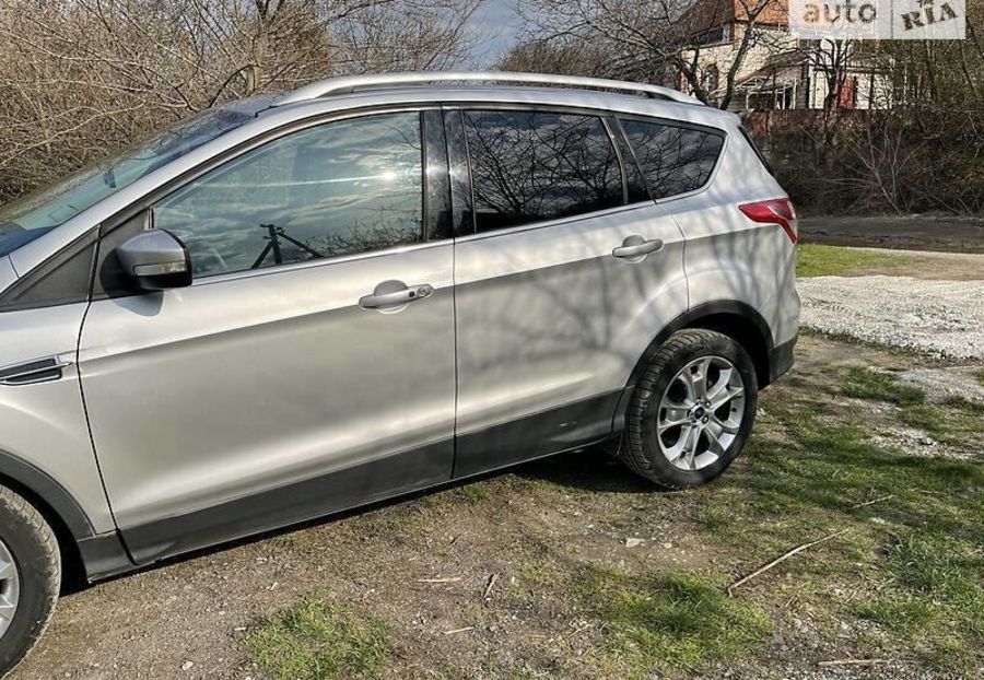 Продам Ford Escape Titanium 2014 года в Днепре