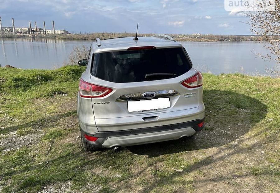 Продам Ford Escape Titanium 2014 года в Днепре