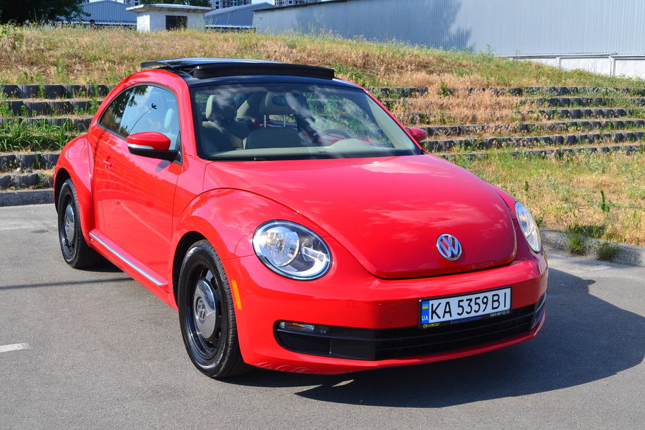 Продам Volkswagen Beetle 2014 года в Киеве