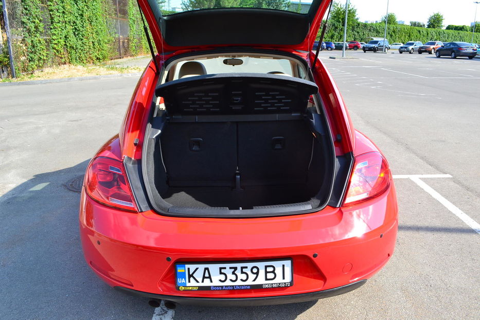 Продам Volkswagen Beetle 2014 года в Киеве
