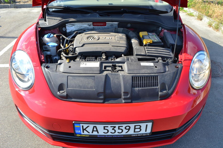 Продам Volkswagen Beetle 2014 года в Киеве