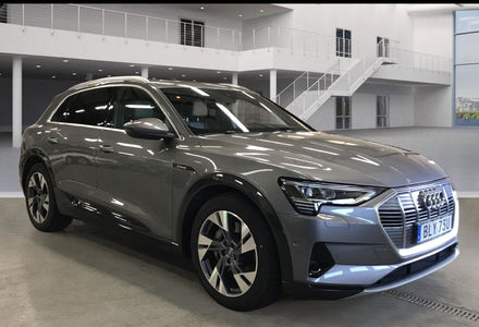 Продам Audi E-Tron 2020 года в Черкассах