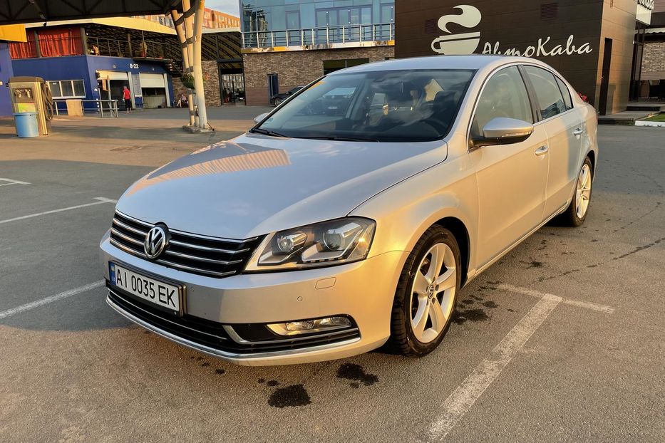 Продам Volkswagen Passat B7 2013 года в Киеве