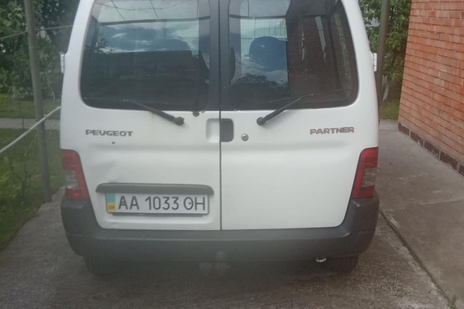 Продам Peugeot Partner пасс. 2007 года в Киеве