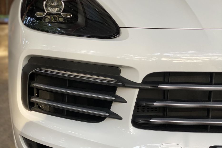 Продам Porsche Cayenne 2018 года в Киеве