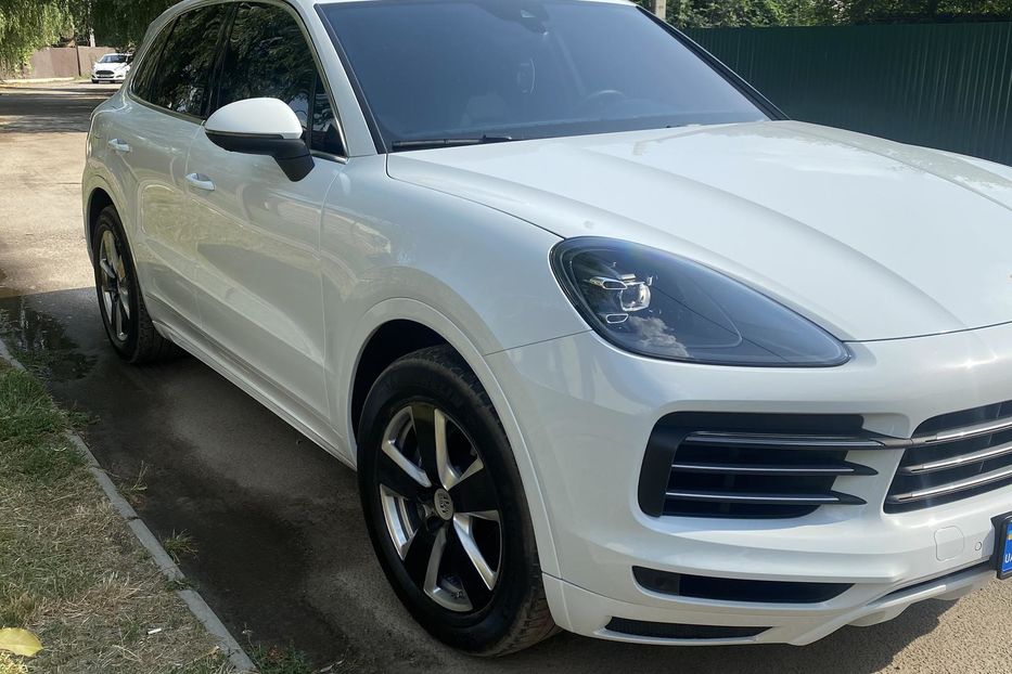 Продам Porsche Cayenne 2018 года в Киеве