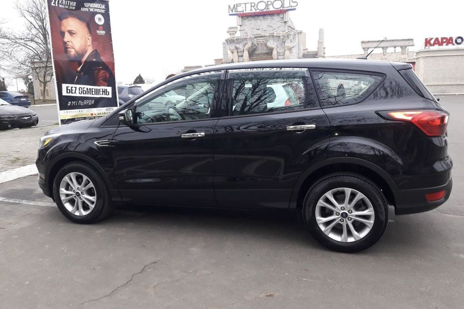 Продам Ford Escape 2019 года в Одессе