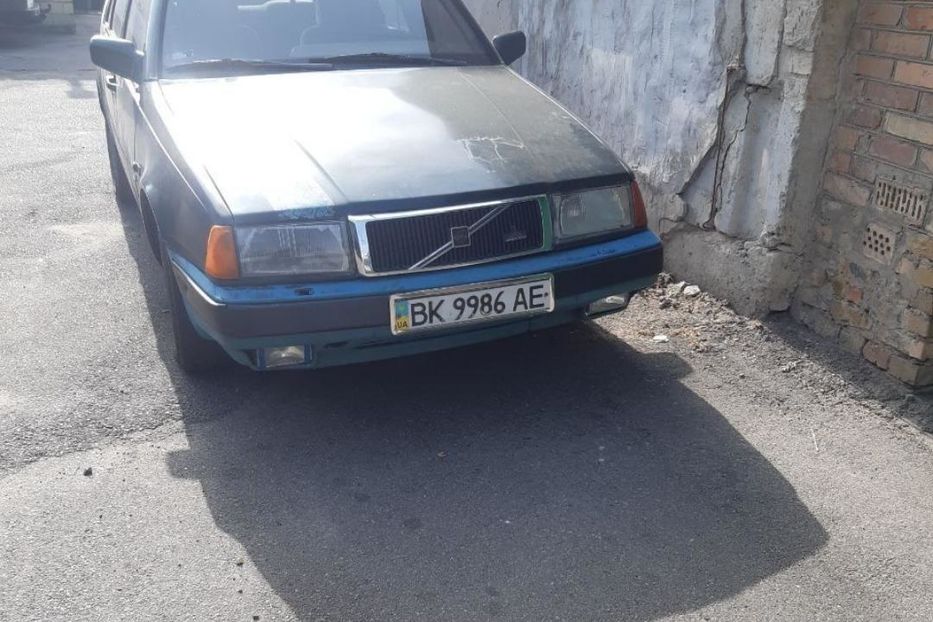 Продам Volvo 460 1992 года в Киеве