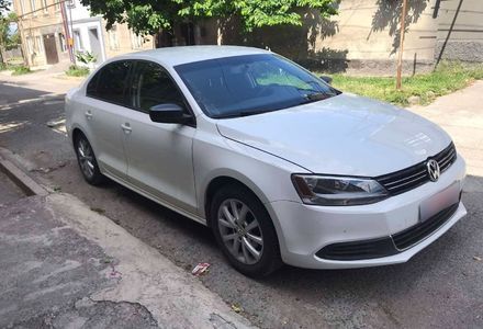 Продам Volkswagen Jetta 2017 года в Киеве