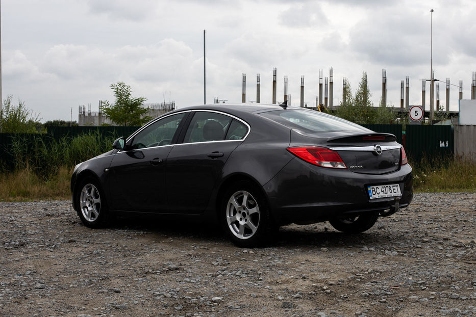 Продам Opel Insignia 2010 года в Львове