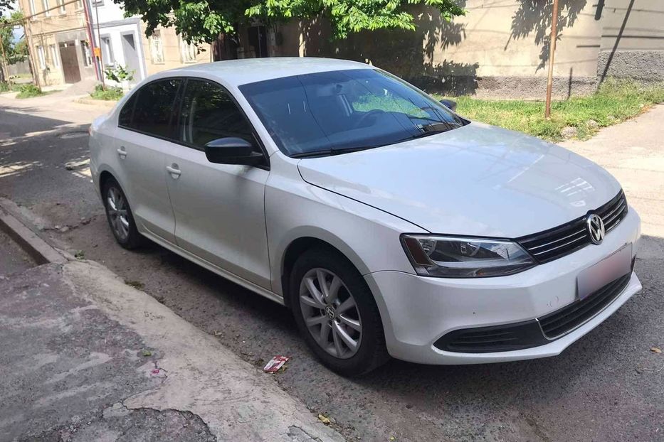 Продам Volkswagen Jetta 2017 года в Киеве