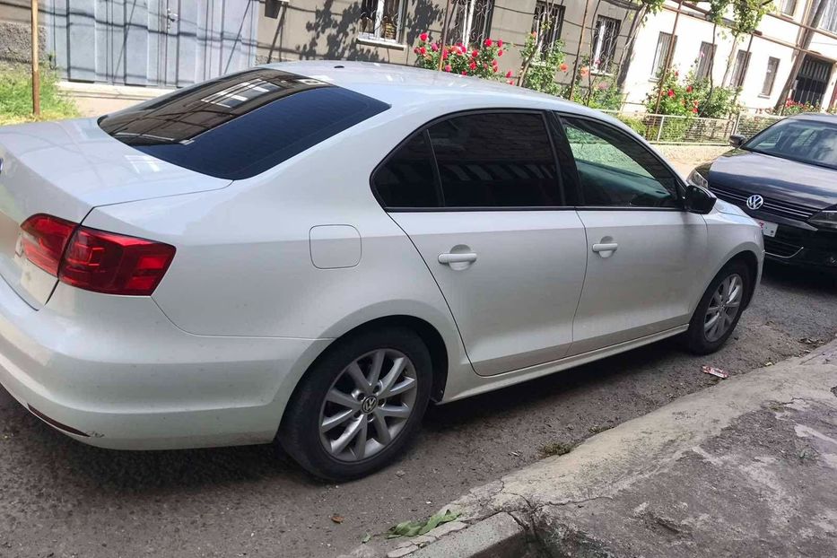 Продам Volkswagen Jetta 2017 года в Киеве