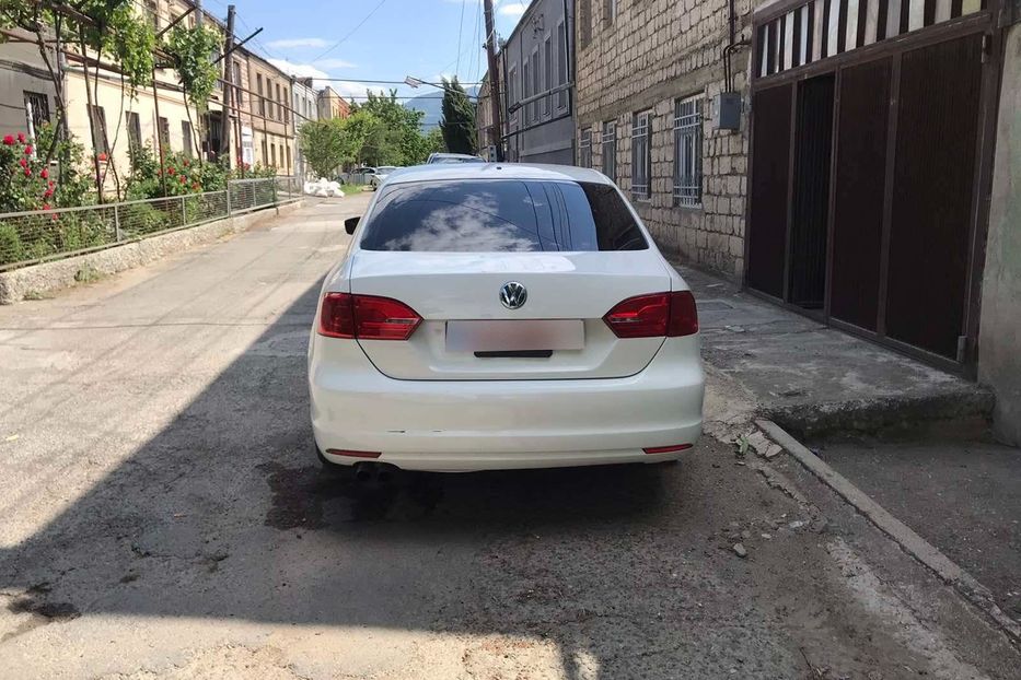 Продам Volkswagen Jetta 2017 года в Киеве