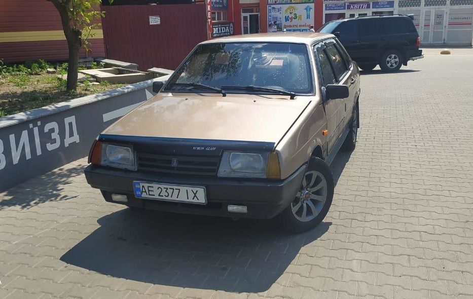 Продам ВАЗ 21099 1995 года в г. Кривой Рог, Днепропетровская область