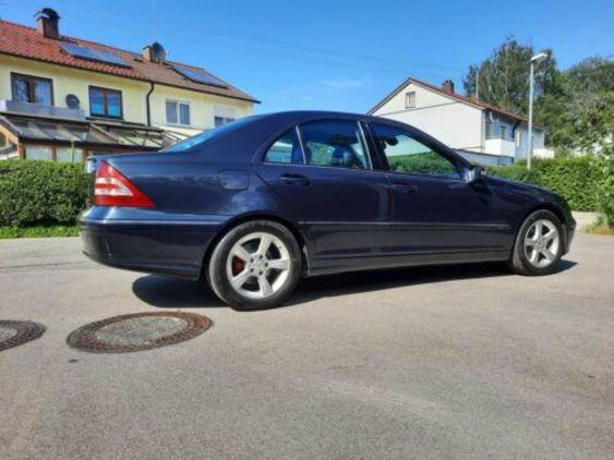 Продам Mercedes-Benz E-Class 2007 года в Черновцах