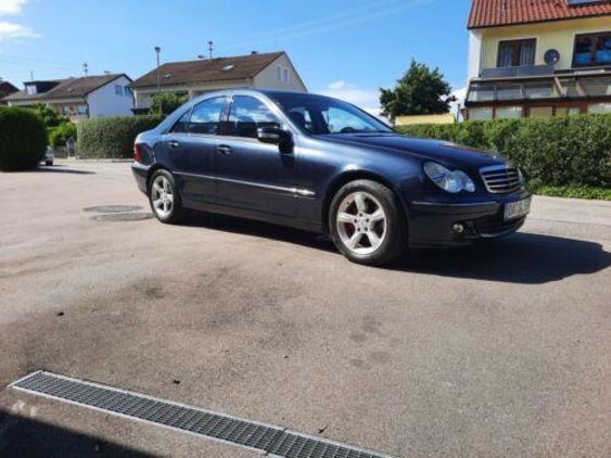 Продам Mercedes-Benz E-Class 2007 года в Черновцах