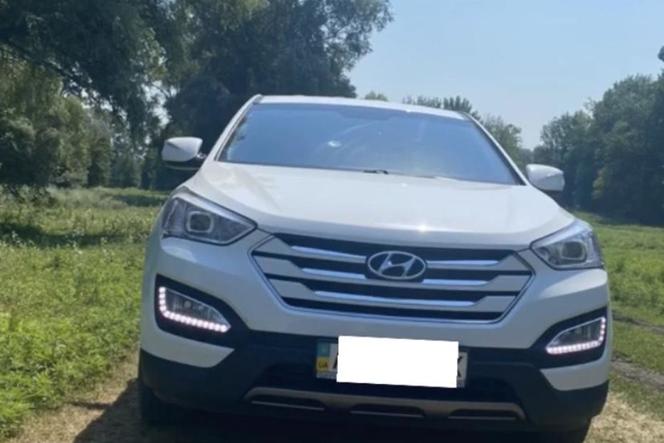 Продам Hyundai Santa FE 2013 года в Харькове