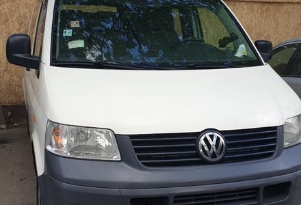 Продам Volkswagen T5 (Transporter) пасс. 2005 года в Одессе