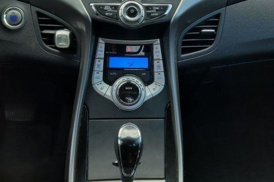 Продам Hyundai Elantra Limited 2011 года в Днепре