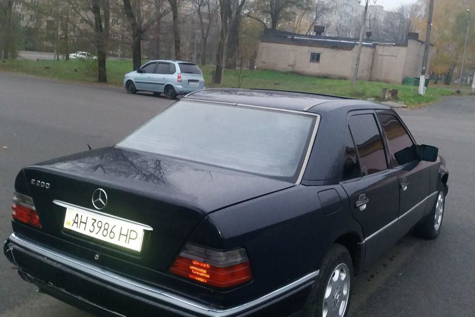 Продам Mercedes-Benz E-Class 1995 года в г. Кривой Рог, Днепропетровская область