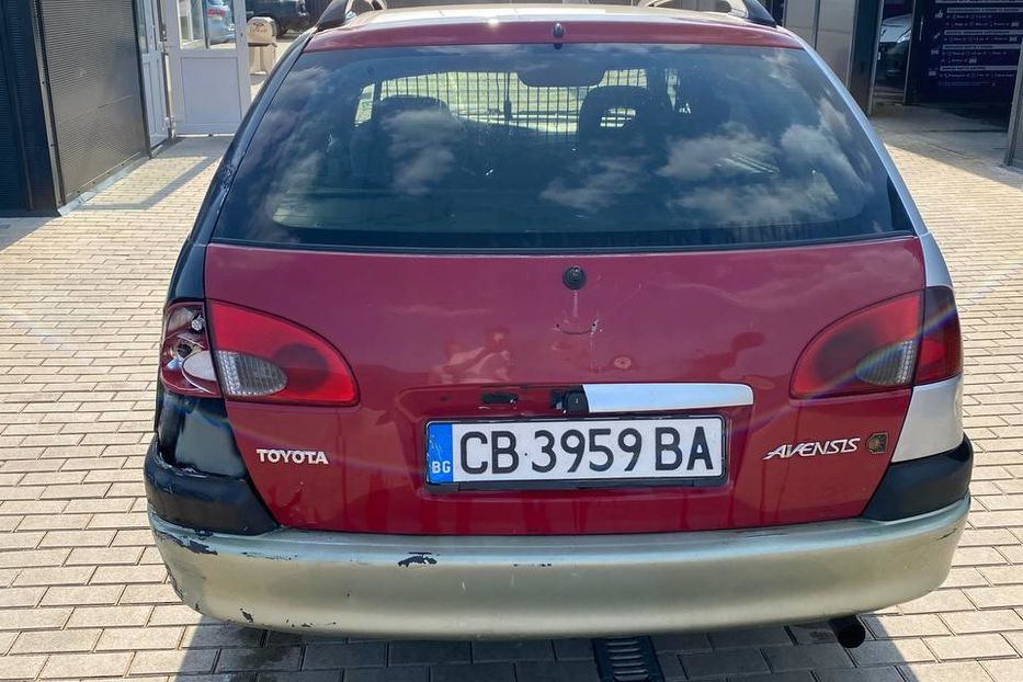 Продам Toyota Avensis 2000 года в Одессе