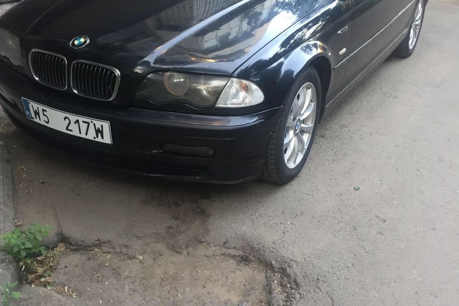 Продам BMW 320 2001 года в Одессе