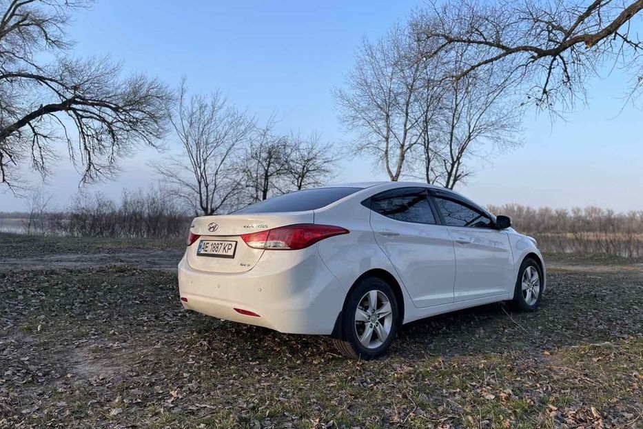 Продам Hyundai Elantra 2012 года в Днепре