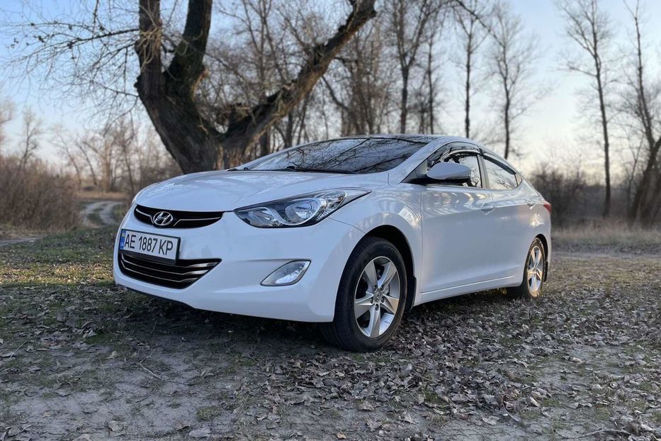 Продам Hyundai Elantra 2012 года в Днепре