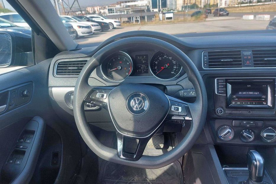 Продам Volkswagen Jetta 2017 года в Киеве