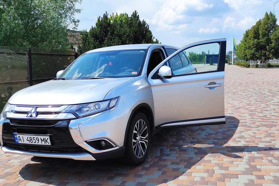 Продам Mitsubishi Outlander 2018 года в Киеве