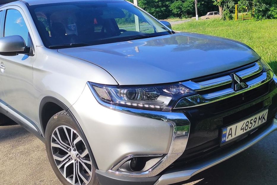 Продам Mitsubishi Outlander 2018 года в Киеве